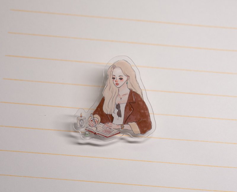 La Dolce Vita Acrylic Clip – Girl in a Brown Coat — gallery