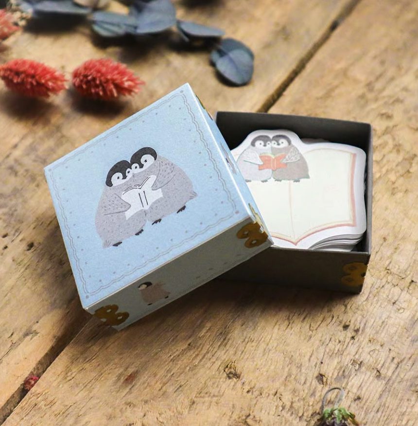 Meribun Penguin Die-cut Notecards