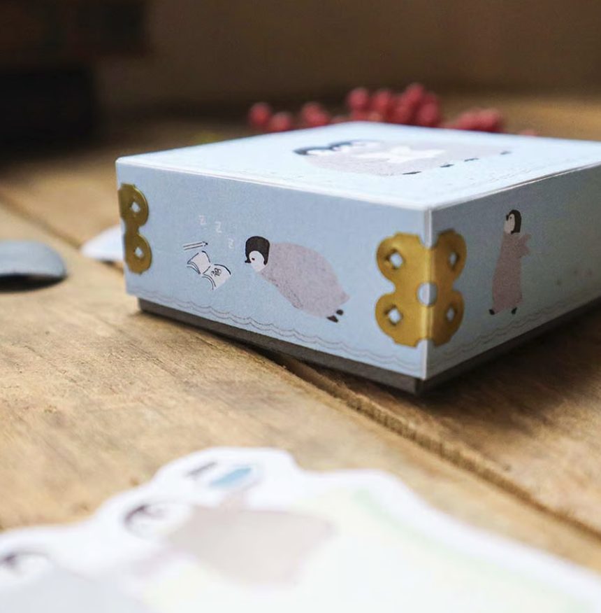 Meribun Penguin Die-cut Notecards