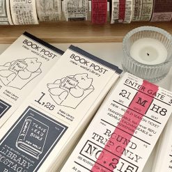 Mewmewbeam Bookmark - Reading