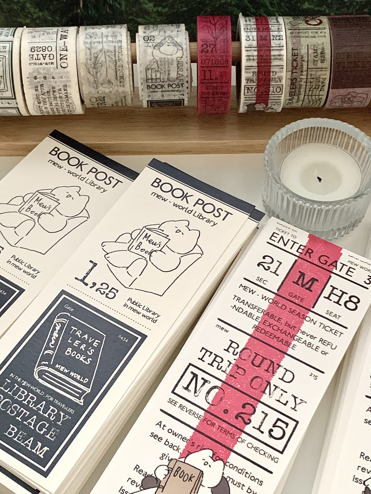 Mewmewbeam Bookmark - Reading