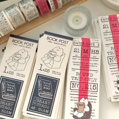 Mewmewbeam Bookmark - Reading