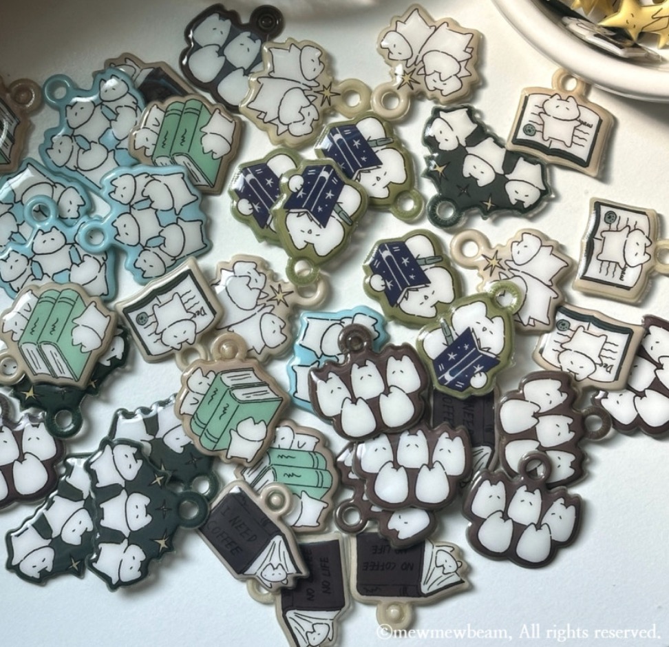 Mewmewbeam Mini Charms