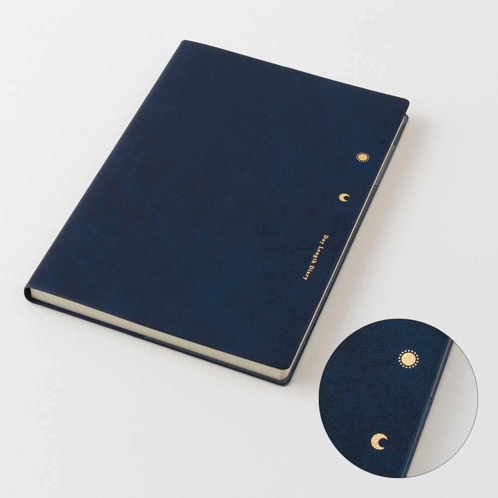 Midori 2027 B6 Gradation Diary Day Length - Navy image 2