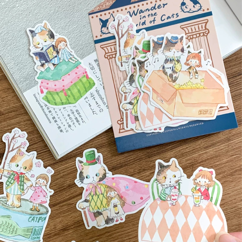 Molinta Die-Cut Memo Sheets – Wander in the World of Cats