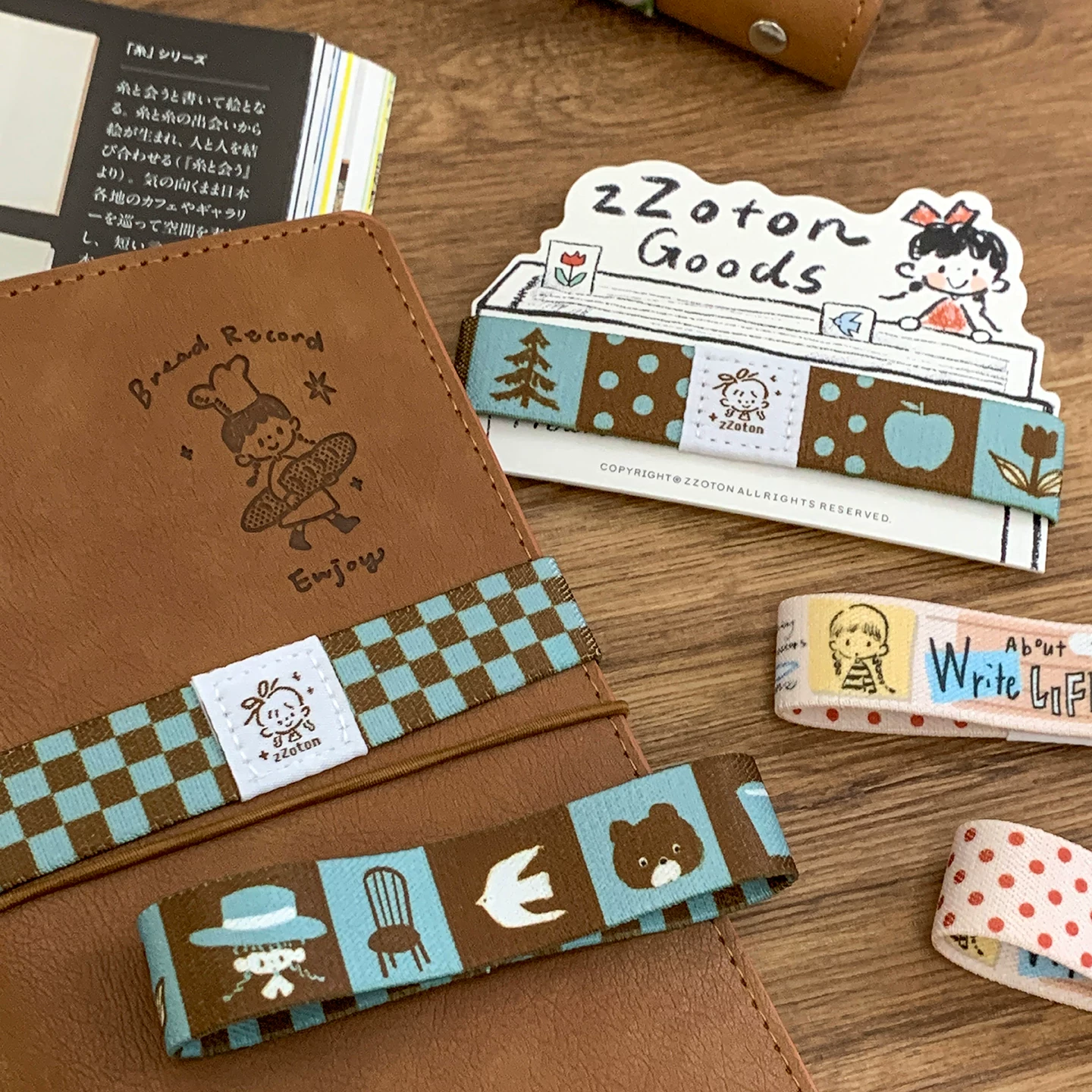 Molinta Double-Sided Journal Band – Mint Chocolate — gallery