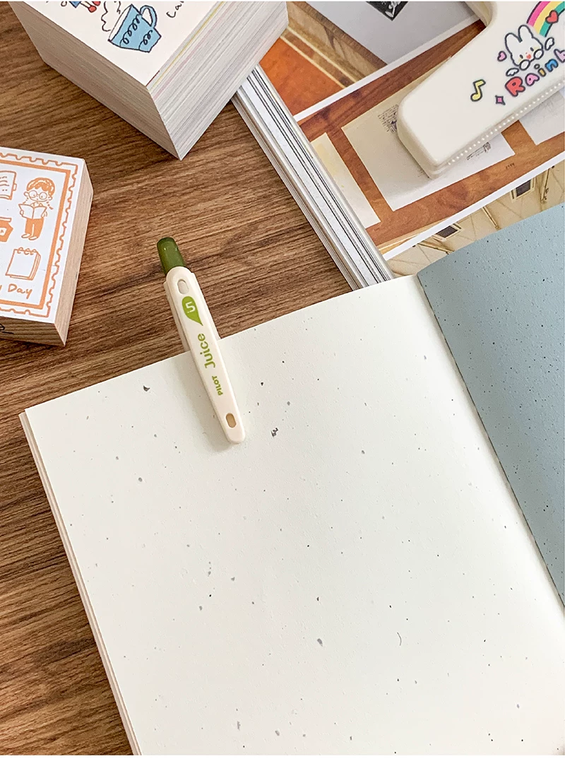 Molinta Traveler Notebook – Dried Flower Garden — gallery