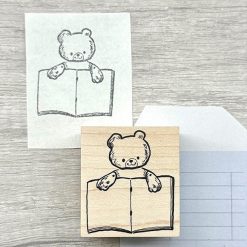 Molinta Wooden Stamp – Bear Reading