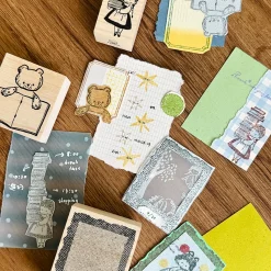 Molinta Wooden Stamp – Bear Reading — gallery