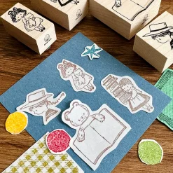 Molinta Wooden Stamp – Bear Reading — gallery