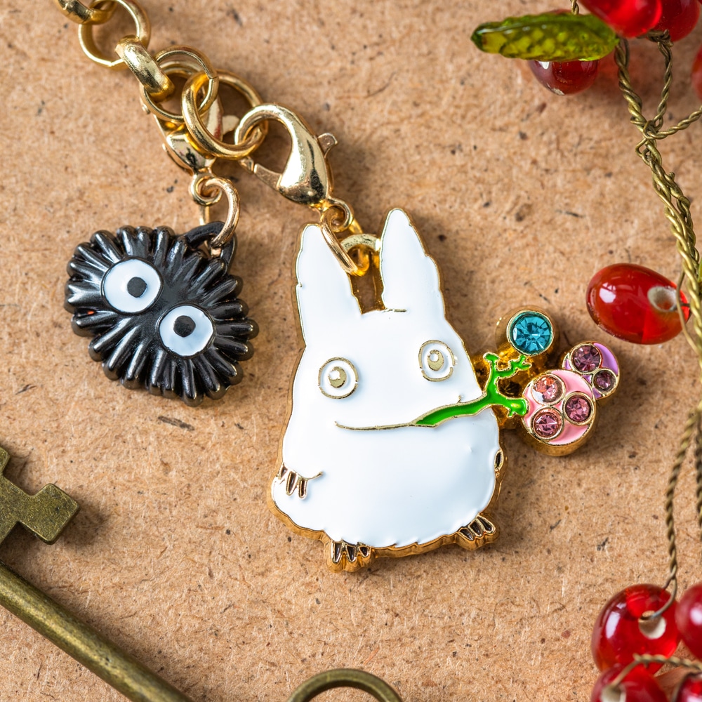 Studio Ghibli Metal Bag Charm – Small Totoro with Berries — gallery