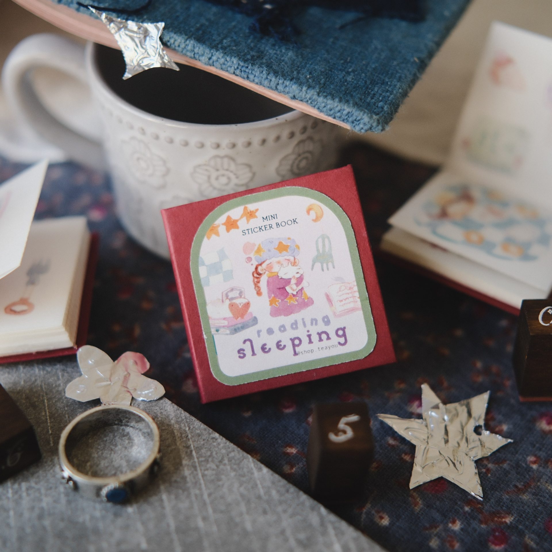 TeaYou Mini Sticker Book – Reading Sleeping