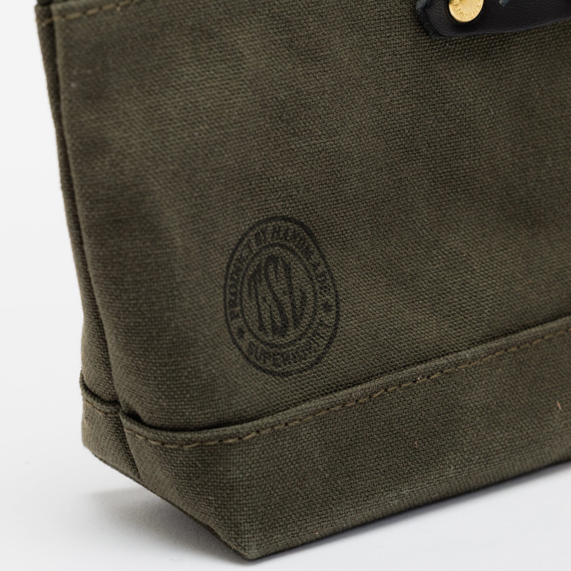 The Superior Labor Paraffin Canvas Pouch / #02 — gallery