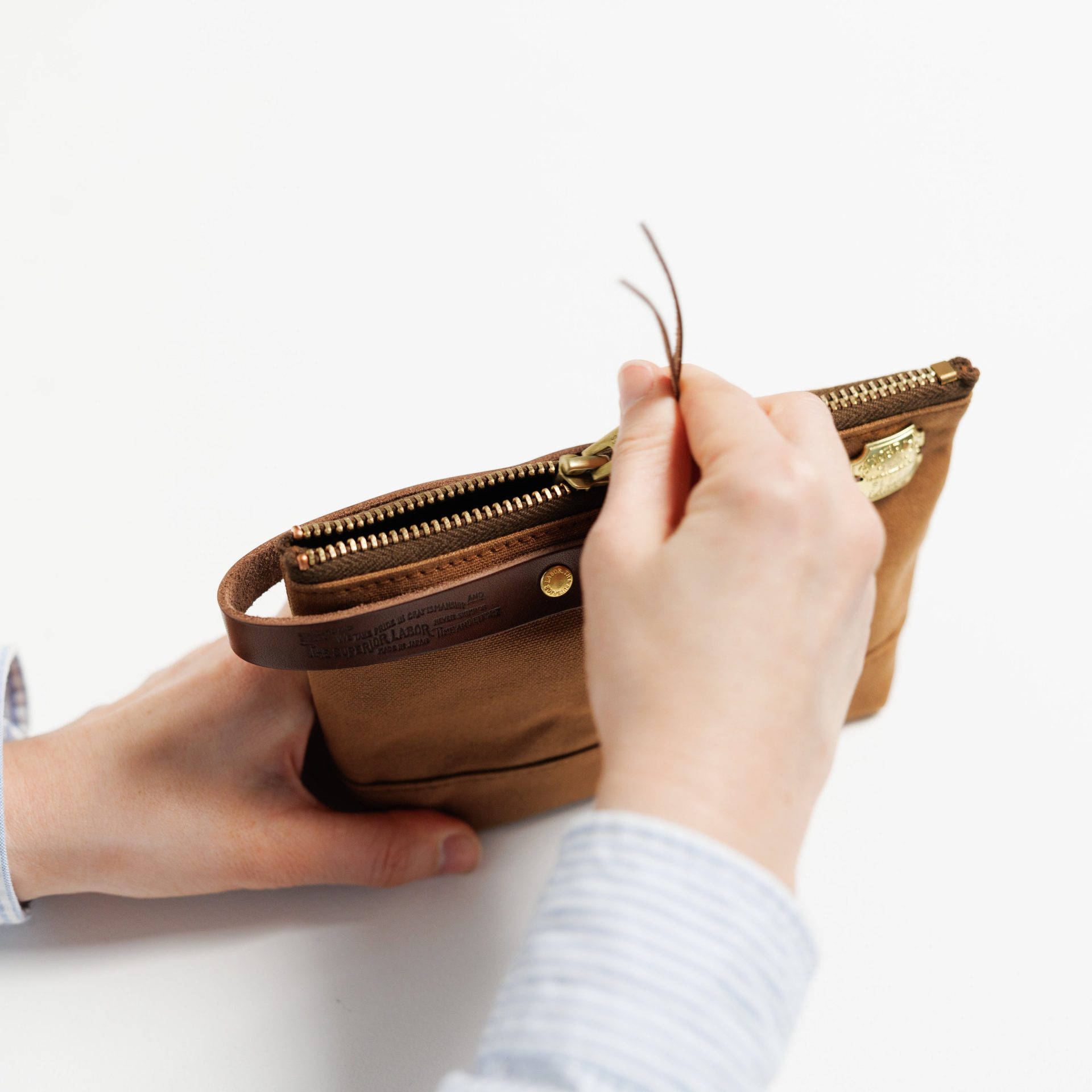 The Superior Labor Paraffin Canvas Pouch / #02 — gallery