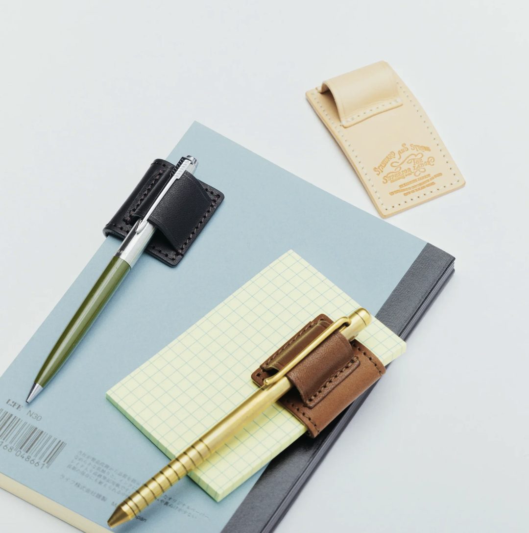 The Superior Labor Tochigi Leather Magnetic Pen Clip