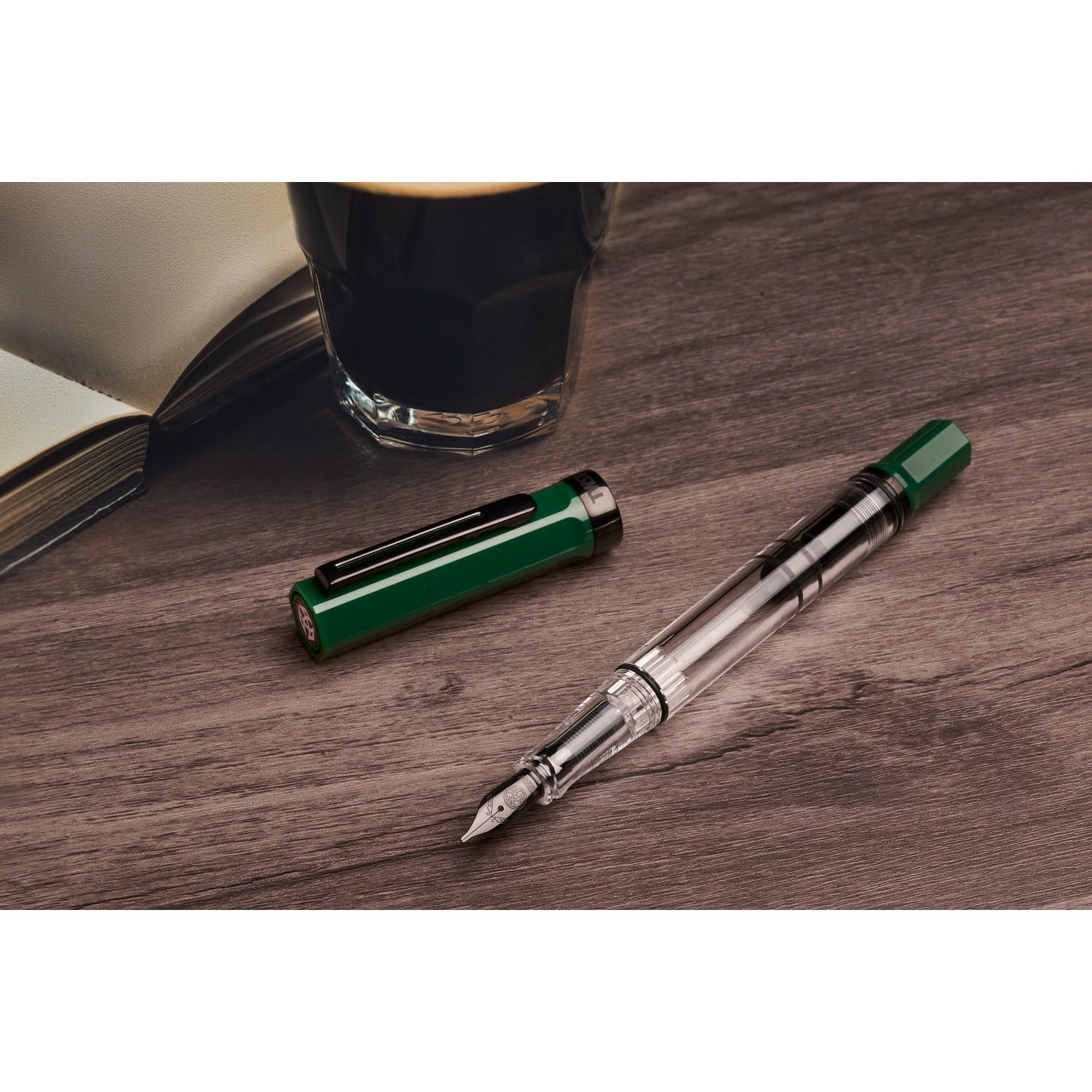 TWSBI ECO Irish Green w/Oynx Fountain Pen — gallery
