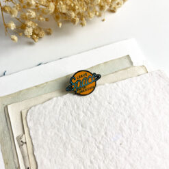 Baum-kuchen Enamel Pin - Leave Space for the Unknown